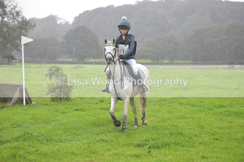 RAY_9295 - Class 1: 65cm: Ski Jump