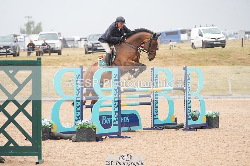 260730-121535-01910 - Cls 2 Foxhunter