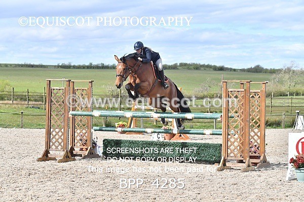 BPP_4285 - CLASS 8 FRI Senior Foxhunter/ 1.20m Open