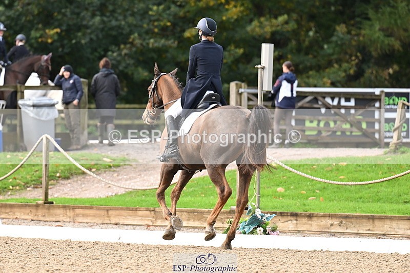 251023A-095239-01342 - B-124-Sophie.Lamb