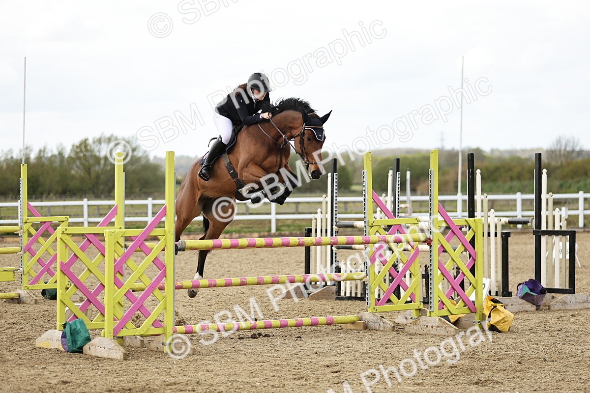 SBM_001297 - Class 4 - Senior Newcomers - 1.10m