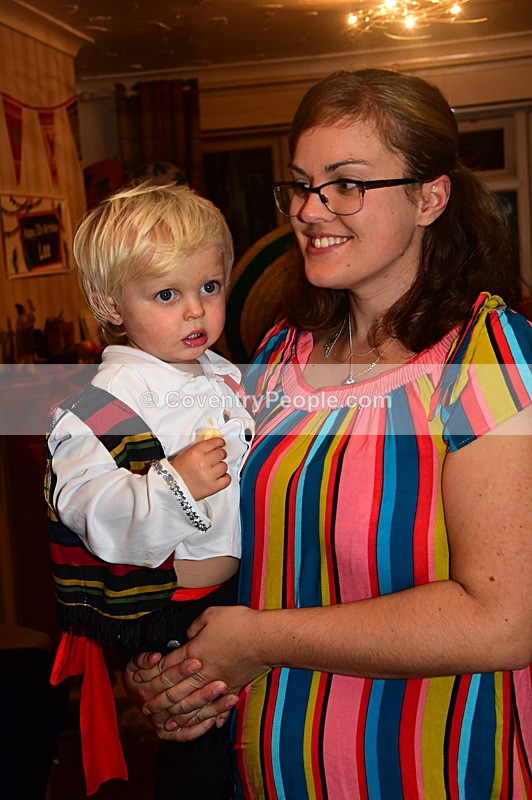 LEE-473 - Lee's 30th