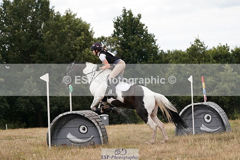 250802A-110028-01611 - B-060-Lola.Straffen-ROSLAY.BABY.BELLE