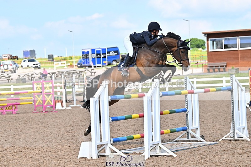 240605A-163438-01100 - Cls 6 National 1.30m and 1.40m