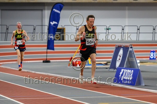 MastRelay26-917465 - Masters Set Three