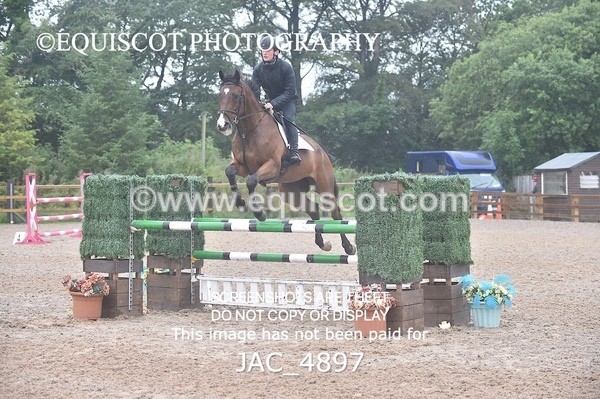 JAC_4897 - CLASS 16 SUN Senior Newcomers/ 1.10m Open