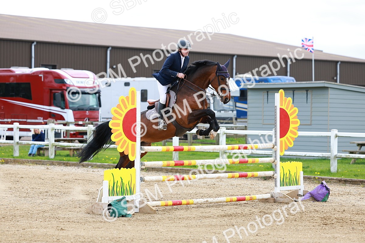 SBM_002524 - Class 10 - Senior Newcomers - 1.10m