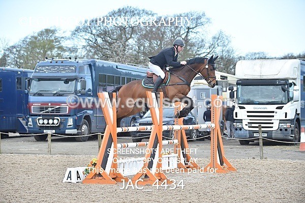 JAC_4434 - CLASS 10 SAT Senior Foxhunter/ 1.20m Open