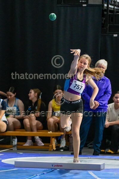 Age26SAT-926574 - Field Female