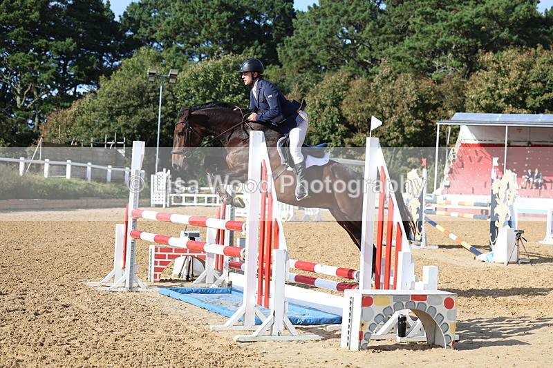 3E7A0685 - Class 13: Senior Newcomers/1.10m open