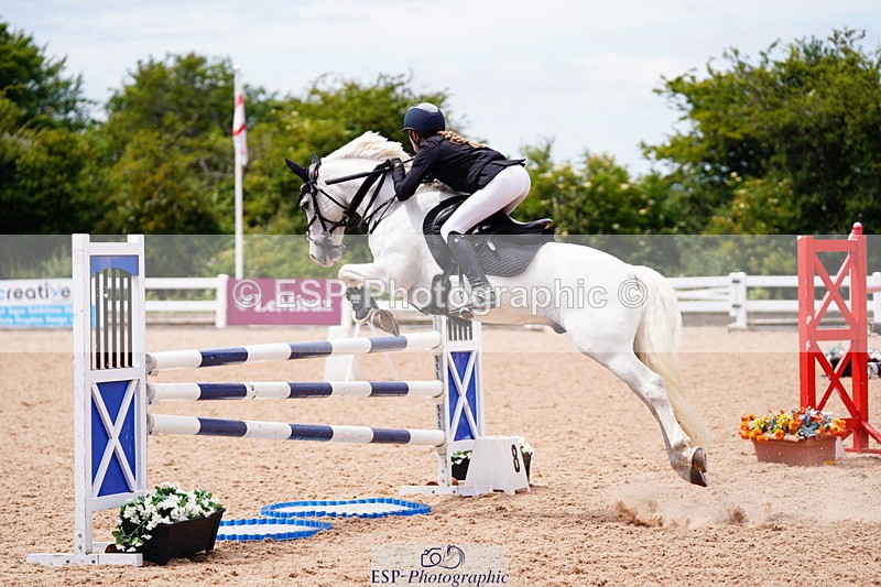 240629A-130424-05550 - Cls 18 Newcomers and 1m Open