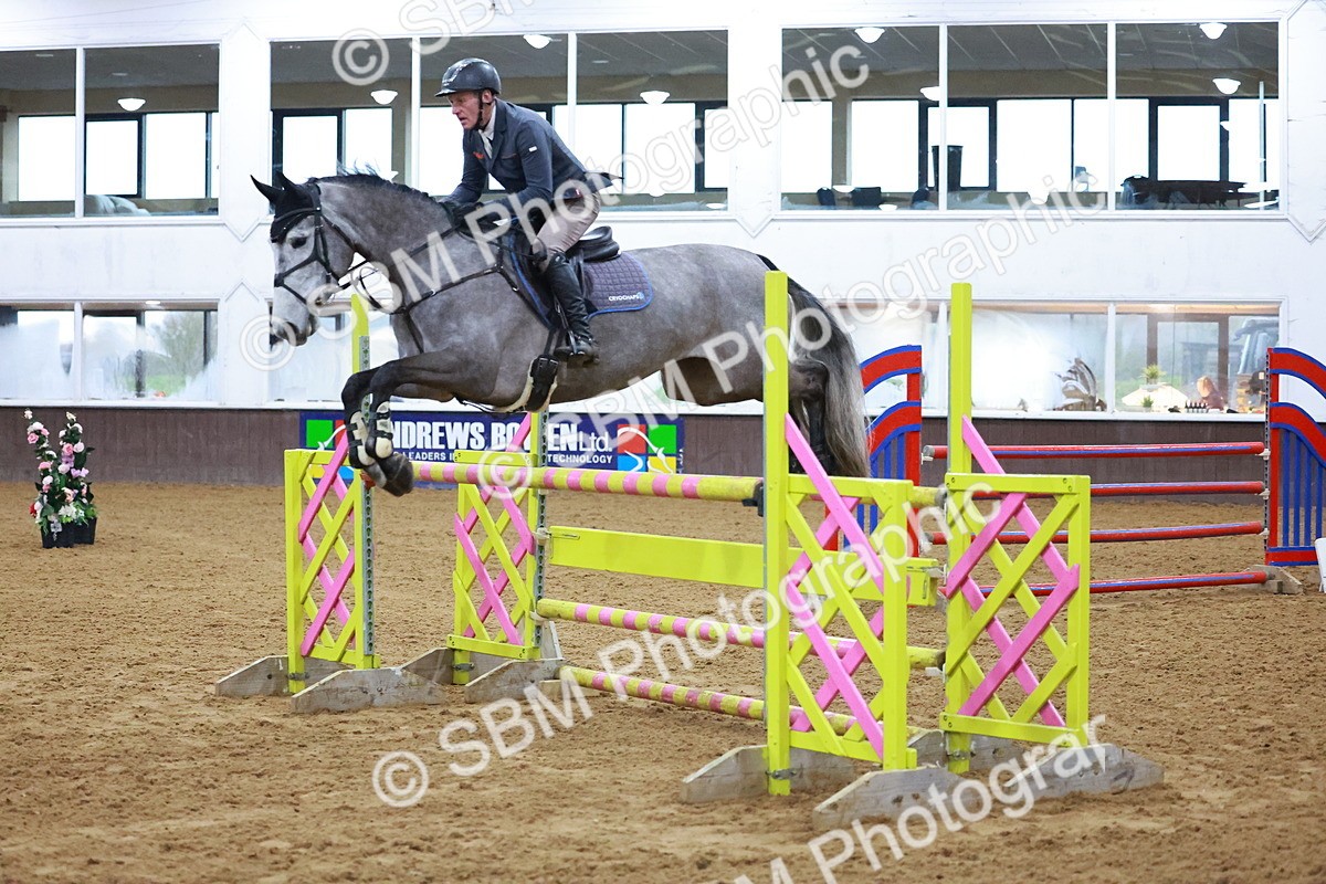 SBM_002384 - Class 5 - Senior Foxhunter 1.20m