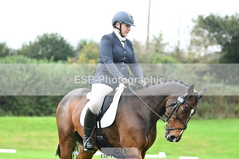 241024-093818-02816 - 402-Ella.Matravers-BALLYMITTY.MAC