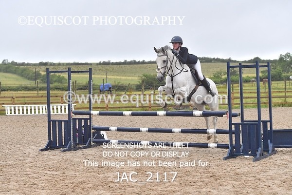 JAC_2117 - CLASS 7 Pony Discovery / 90cm Open