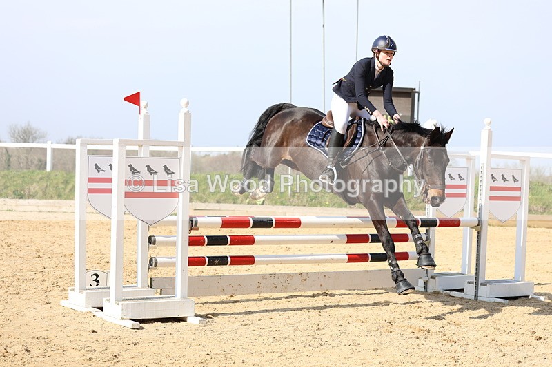 3E7A6476 - Class 4: Senior British Novice/90cm open