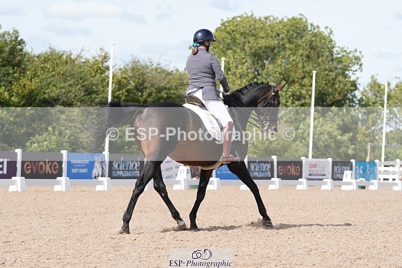 250906-135912-03442 - 102-Laura.MarshallCha.cha.herself