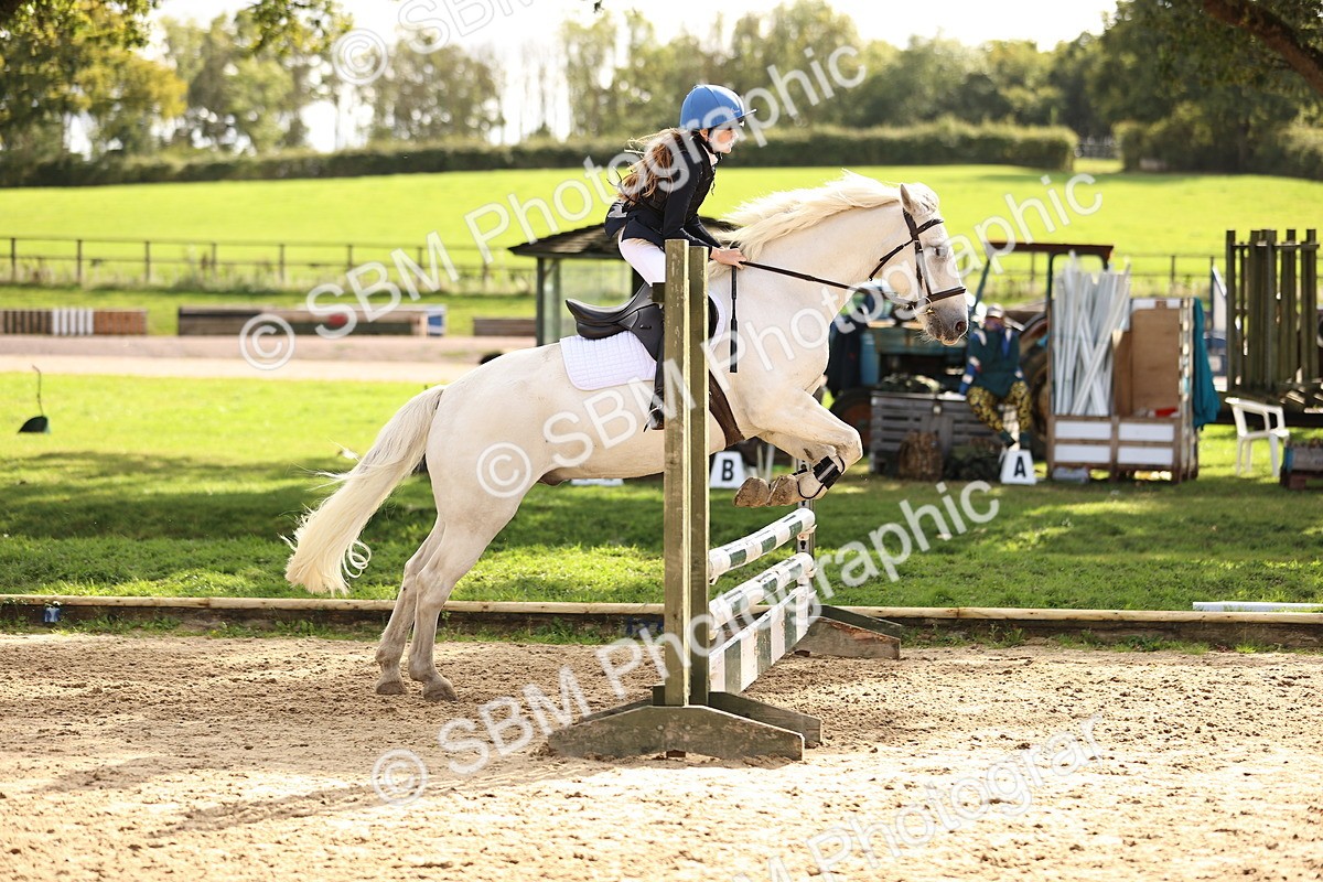 SBM_47984 - J9 - Junior Pony 70cm Championship