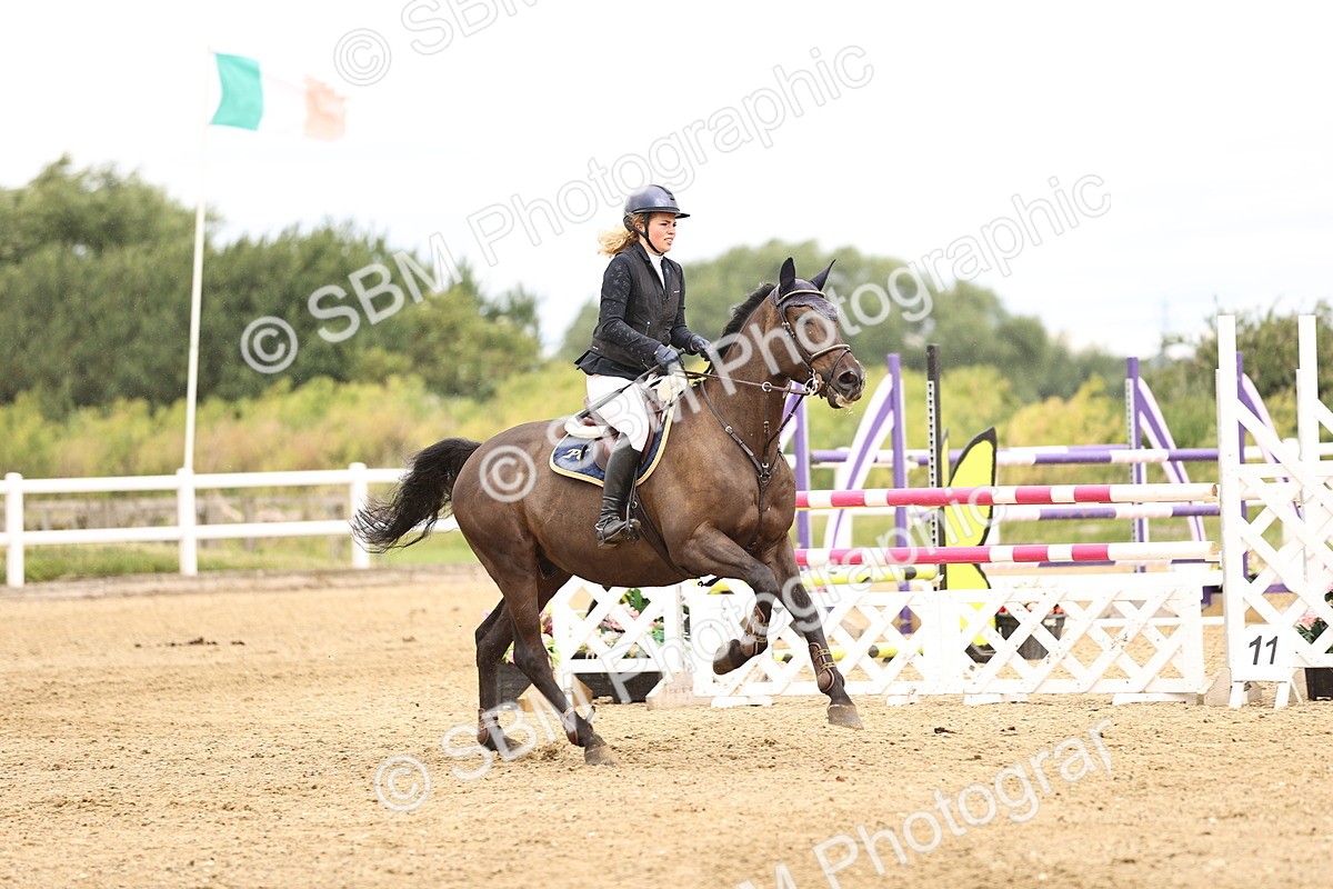 SBM_003256 - Class 21 - Senior Newcomers - 1.10m