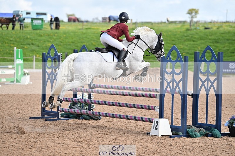 240506A-111308-08472 - Cls 3  Pony Discovery & 90cm Open