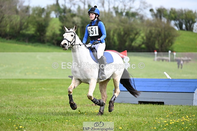 250419-140053-11867 - 651-Issy.Baldock-CREGGS.DUN