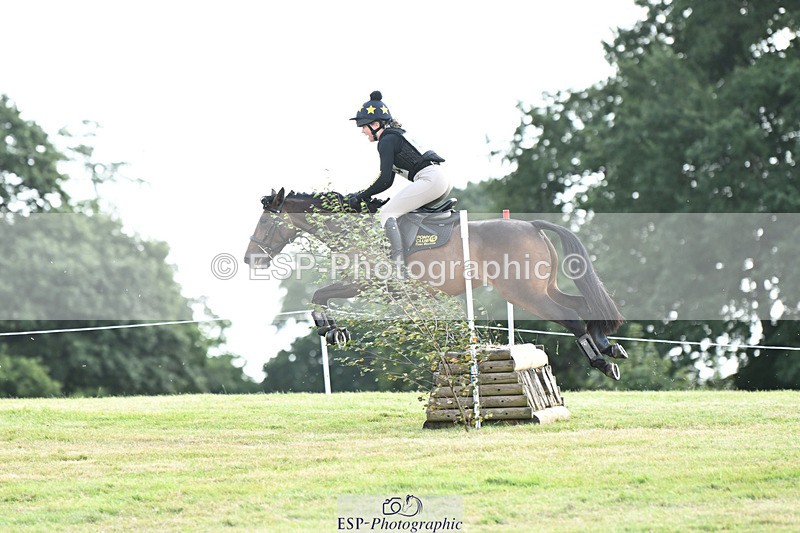 240825X-113937-32094 - 70cm XC 11.00 to 12.00