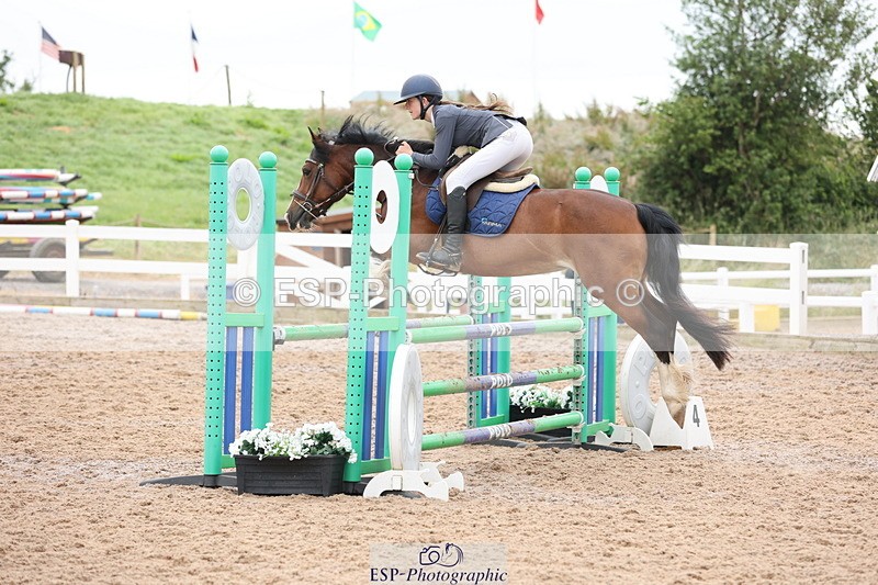 240630A-111122-12546 - Cls 31 Discovery and 90cm Open