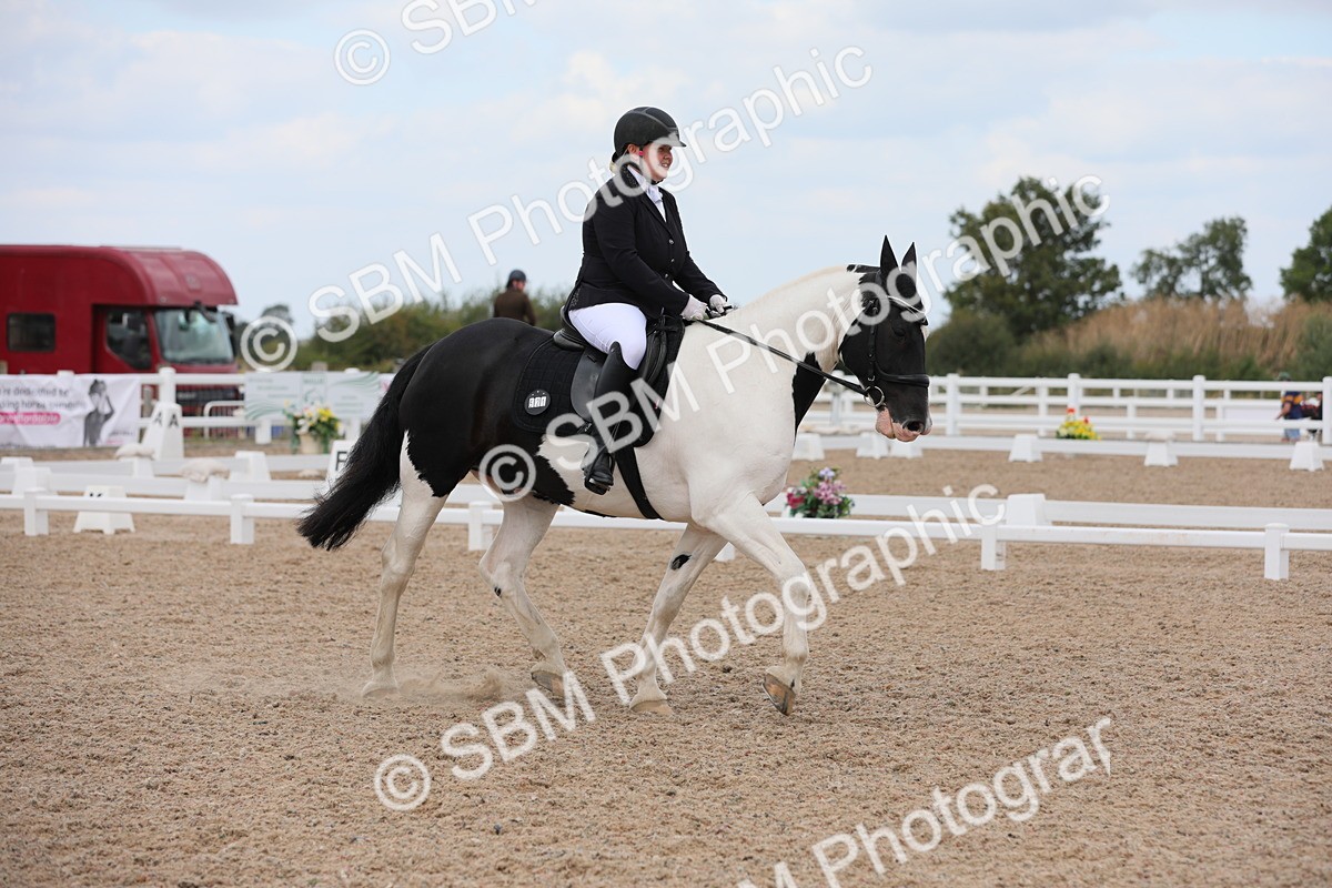 SBM_05584 - Class 32 Novice 1