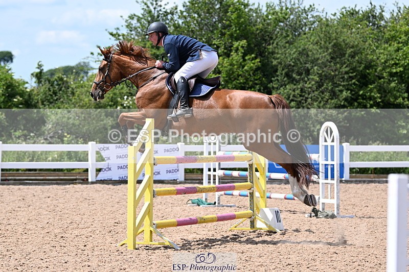 240619A-141804-00527 - Cls 4 Snr Newcomers and 1.10m Open