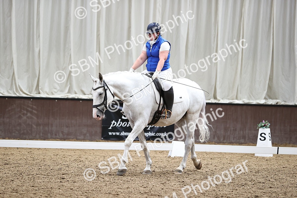 SBM_001923 - Novice 4 - 11.15-13.22