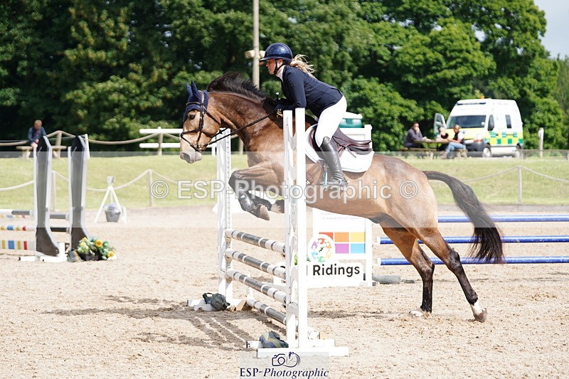 250613A-095732-01177 - Cls 9 85cm Amateur Quali