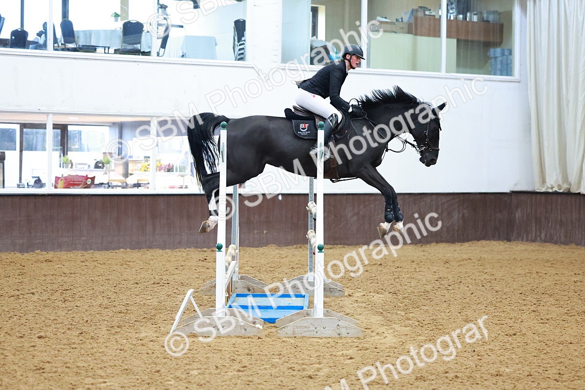 SBM_001889 - Class 5 - Senior Foxhunter 1.20m