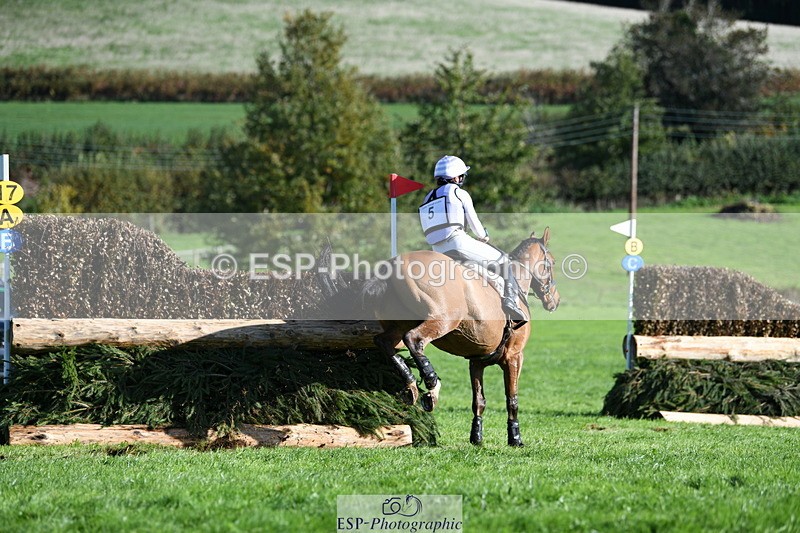 251024A-104415-07459 - A-005-Safia.Woodward