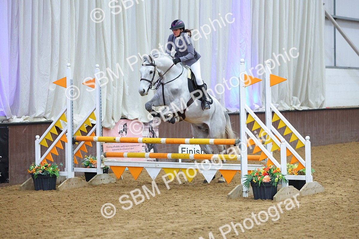 SBM_009574 - Class 20 - Senior British Novice/ 90cm Open - First Round (0.90m)