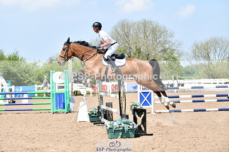 240512A-130228-18562 - Cls 41 Discovery and 1m Open