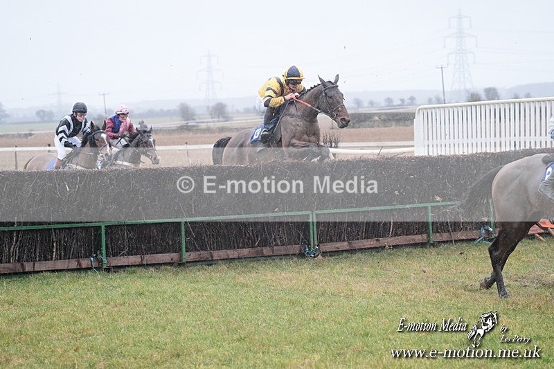 PtP 260125 318 - Cocklebarrow Point-to-Point racing with the Heythrop Hunt 26/01/25