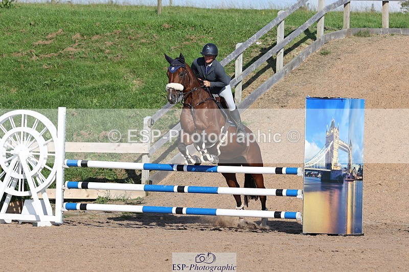 230915A-161510-03091 - Cls 6 Snr 1.05m Derby