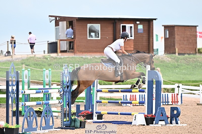 240801A-142504-02082 - Cls 12 Snr Newcomers