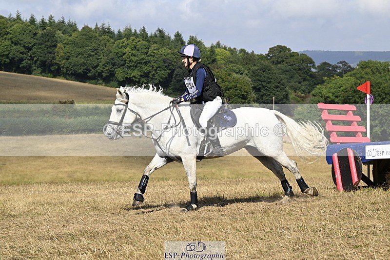250824A-155745-39505 - 2134-Amelie.Perceval-Tulira.Oldtown