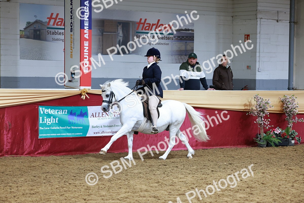 SBM_18578 - Class 952 - M&M Ridden Supreme Final