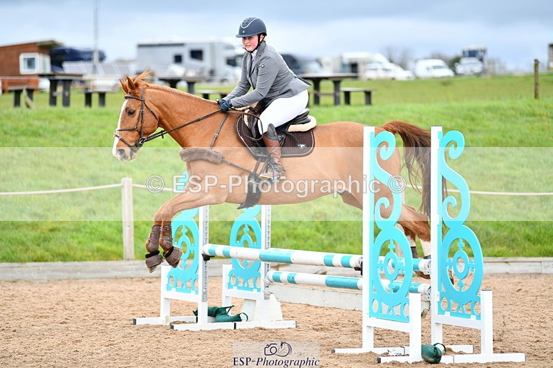 240310A-120417-02582 - Cls 18+19 Club and Schools 80cm