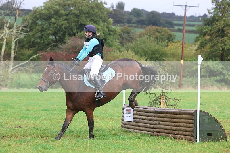 3E7A1646 - Class 3: 70cm Pairs: Half Roll Top