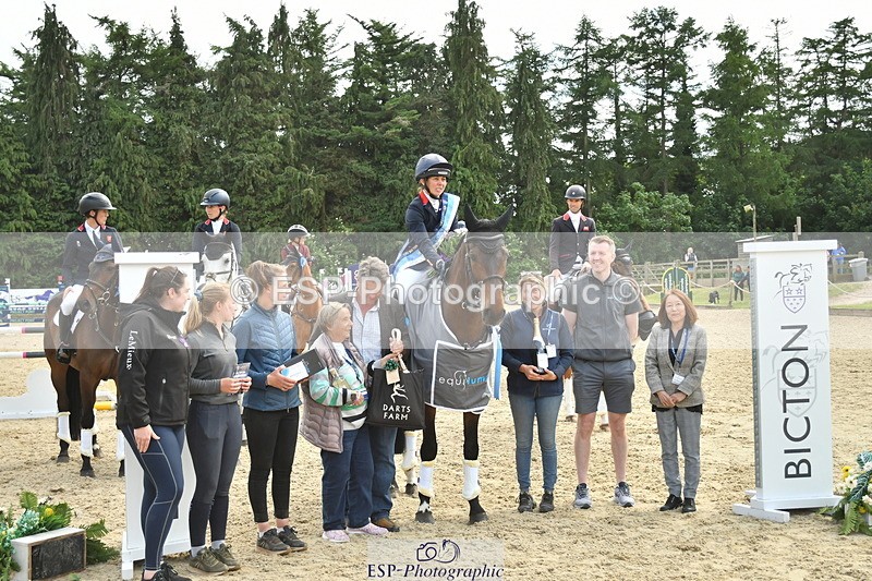 250525A-161243-18903 - Presentations Section C CCI 2 Star Long