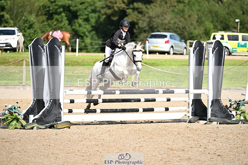 240824X-113413-25282 - 70cm Round 2 10.30 to 12.10