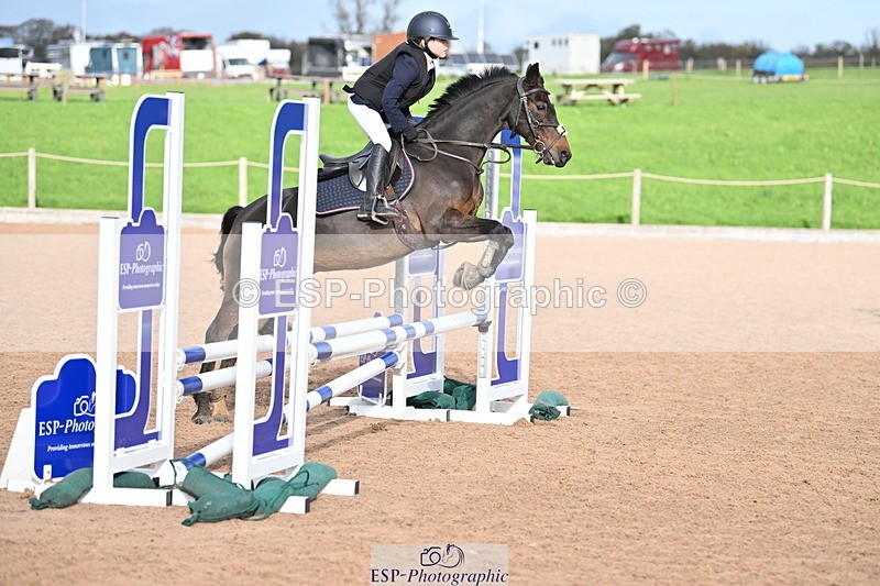 231029A-125045-03359 - Stepping Stones 128cm & 138cm