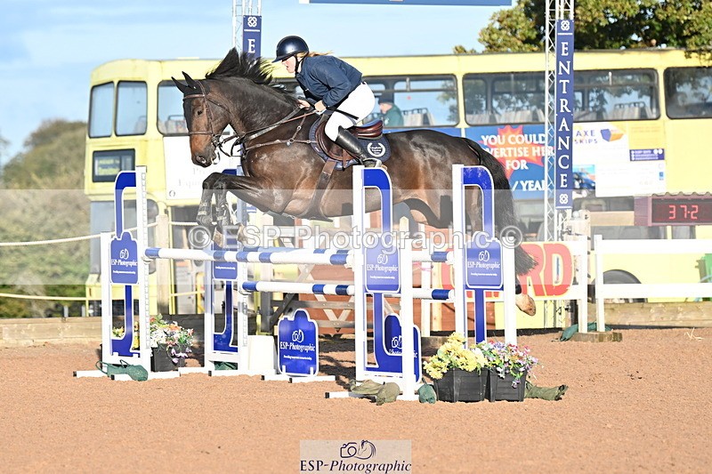 231015A-090307-06841 - Cls 28 Newcomers & 1.10m Open