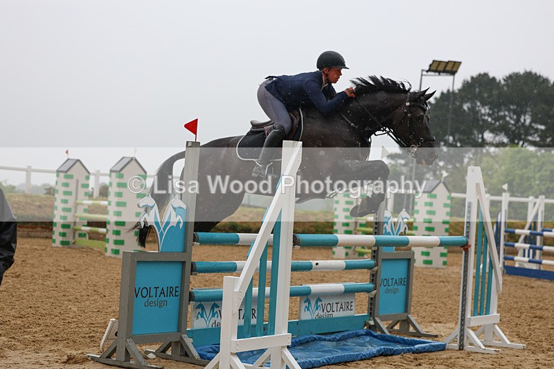3E7A7233 - Class 7: Senior Newcomers/1.10m open