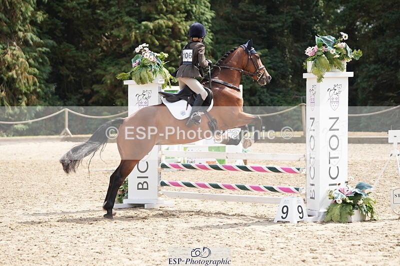 250824A-133615-37585 - 2106-Annabel.Gray-Dexters.Sister