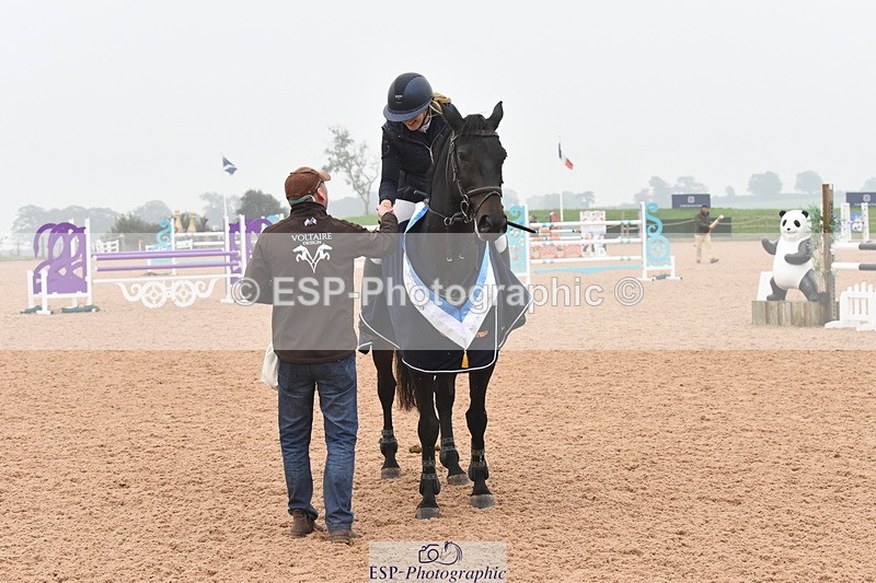 230916A-171106-05765 - Cls 19 Snr 1.10m Derby