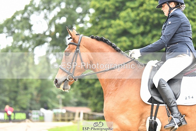 230812-095859-02903 - Cls 6 Novice Silver Start to 10.20 break