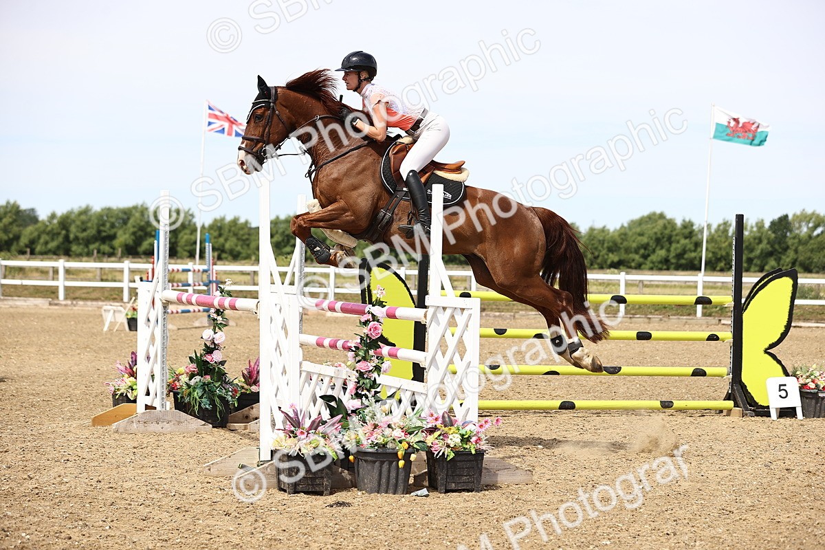 SBM_000462 - Class 15 - Redpost Equestian Senior Foxhunter - 1.20m